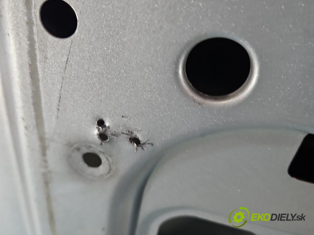 Peugeot Partner II 2008-2018 1.6 hdi 90 hp manual 66.2 kW 1560 cm3 5- zadní kufrové dveře  (Zadní kapota (kufr))