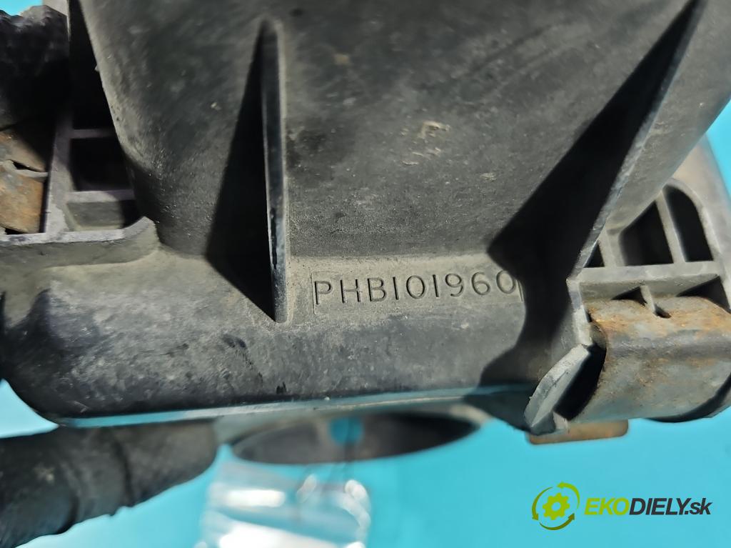 Rover 25 1.4 16v 84KM manual 62 kW 1396 cm3 5- obal filtra vzduchu  (Obal vzduchového filtra)