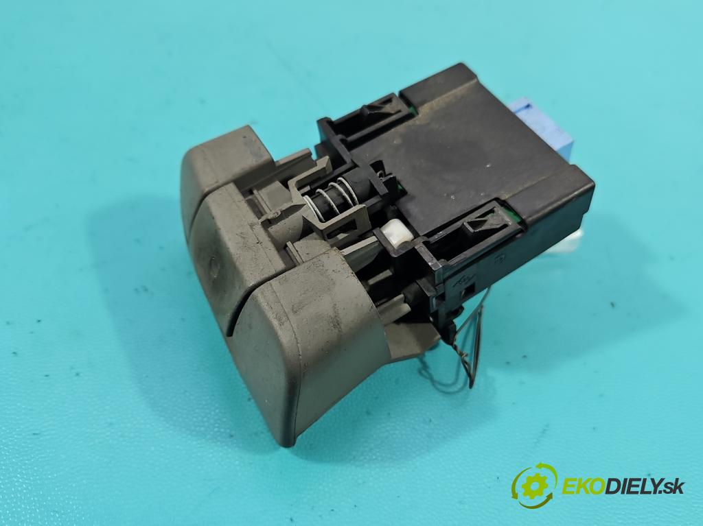 Renault Scenic II 2003-2009 1.9 dci 120 HP manual 88 kW 1870 cm3 5- prepínač brzda: ručný 8200270265 (Prepínacie páčky pod volantom)