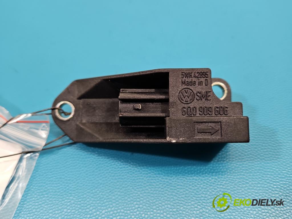 Vw Passat B5 1995-2005 1.9 tdi 131 HP manual 96 kW 1896 cm3 5- snímač šokovat: 6Q0909606 (Snímač nárazu)