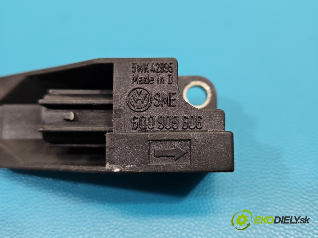 Vw Passat B5 1995-2005 1.9 tdi 131 HP manual 96 kW 1896 cm3 5- snímač šokovat: 6Q0909606 (Snímač nárazu)