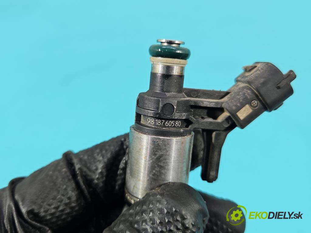 Peugeot 3008 II 2016-2023 1.6 T 300 HP automatic 221 kW 1598 cm3 5- vstrek 9818760580 (Vstrekovač paliva)