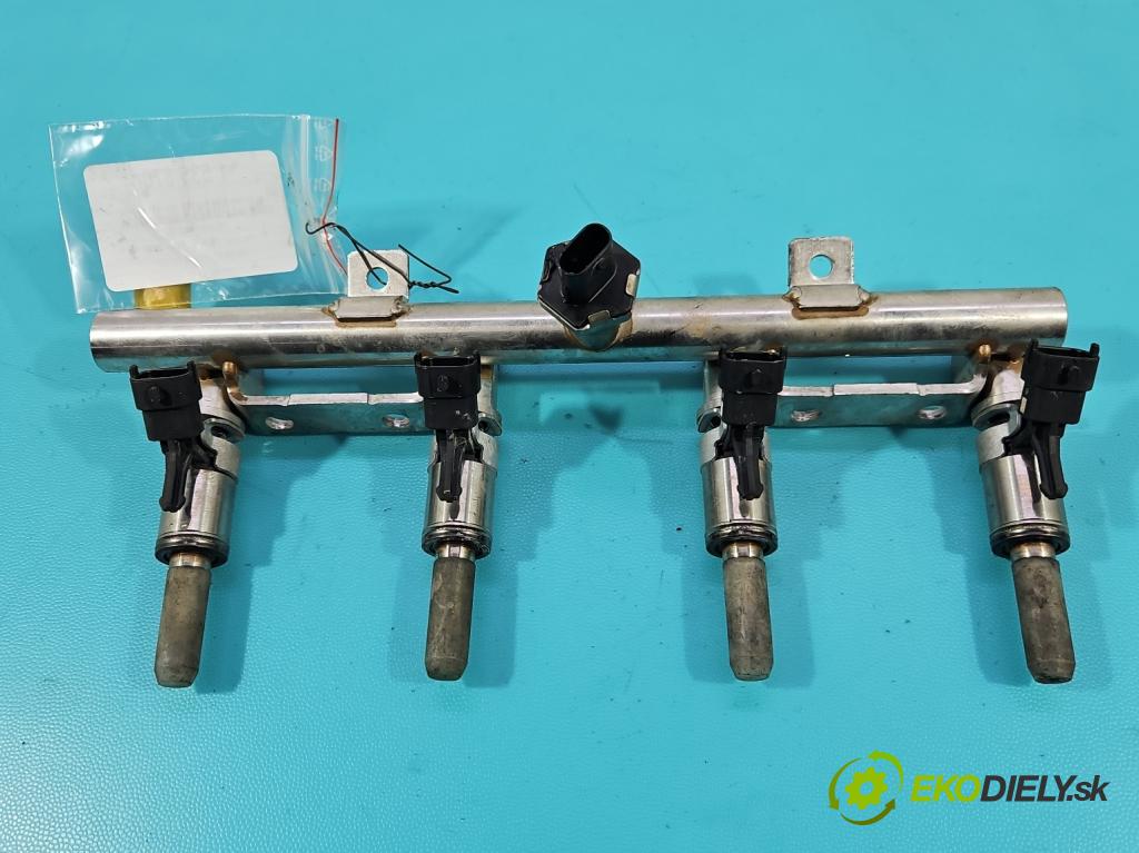 Peugeot 3008 II 2016-2023 1.6 T 300 HP automatic 221 kW 1598 cm3 5- vstrek 9818760580 (Vstrekovač paliva)