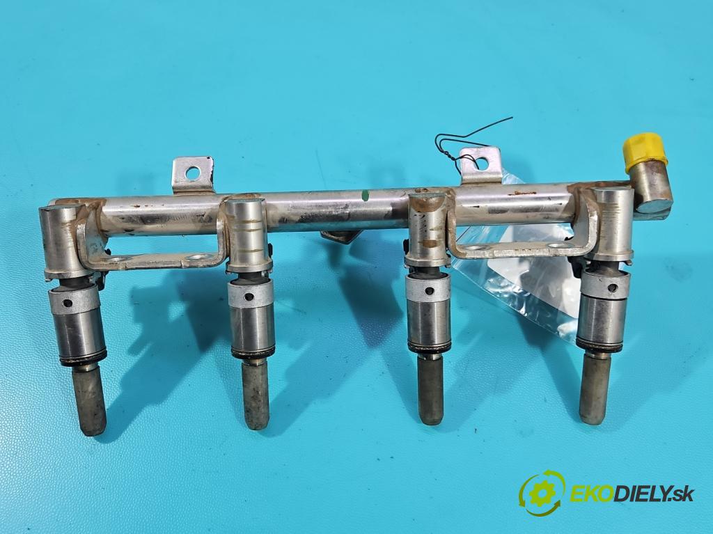 Peugeot 3008 II 2016-2023 1.6 T 300 HP automatic 221 kW 1598 cm3 5- vstrek 9818760580 (Vstrekovač paliva)