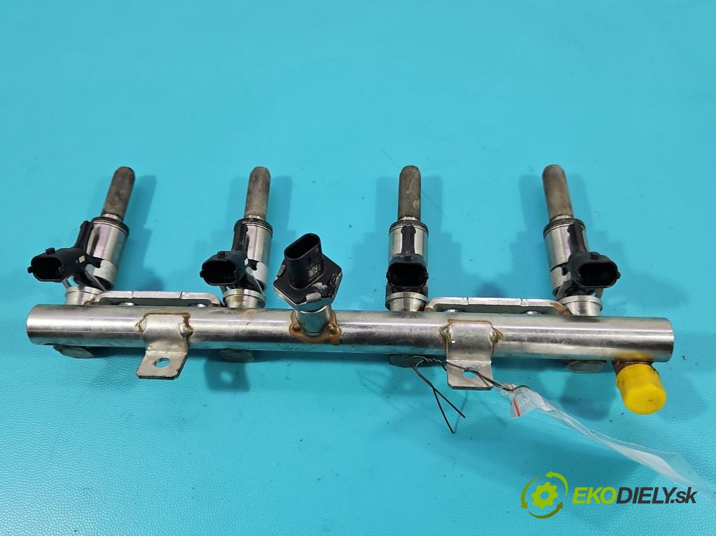 Peugeot 3008 II 2016-2023 1.6 T 300 HP automatic 221 kW 1598 cm3 5- vstrek 9818760580 (Vstrekovač paliva)