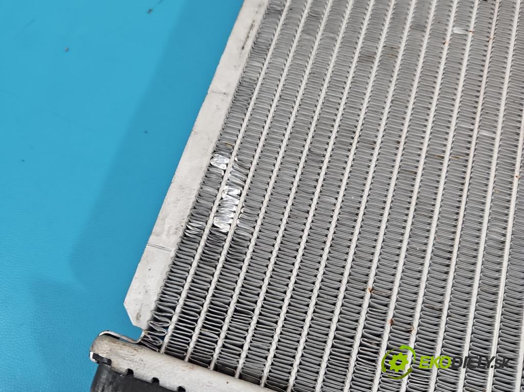 Toyota Avensis I T22 1997-2003 2.0 16V 124 hp manual 91 kW 1998 cm3 4- Chladič vody  (Vodní chladič)