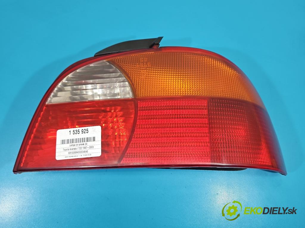 Toyota Avensis I T22 1997-2003 2.0 16V 124hp manual 91 kW 1998 cm3 4- svetlo / reflektor zadné pravé  (Kľučka dverí ostatné)