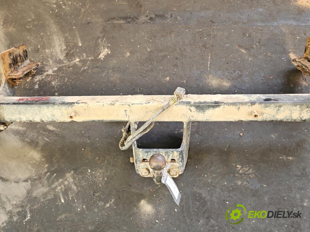 Isuzu D-Max II 2011-2019 2.5d 163 hp manual 120 kW 2499 cm3 2- oko tažné  (Tažné zařízení)