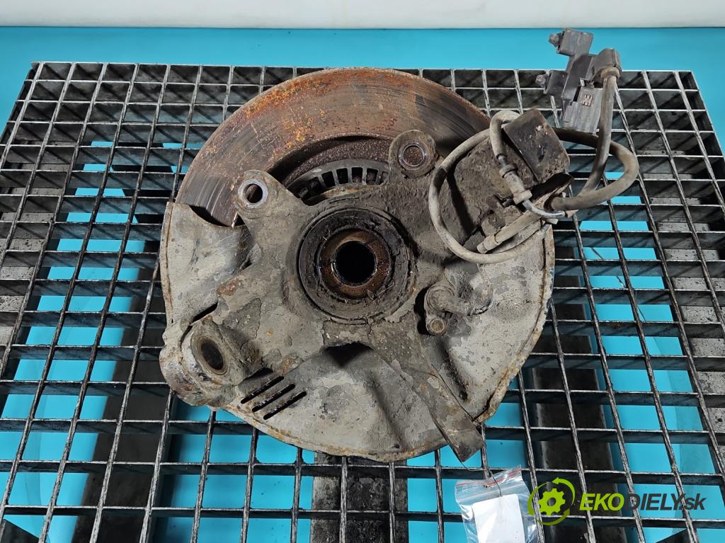 Isuzu D-Max II 2011-2019 2.5d 163 hp manual 120 kW 2499 cm3 2- náboj levé  (Náboj kola)