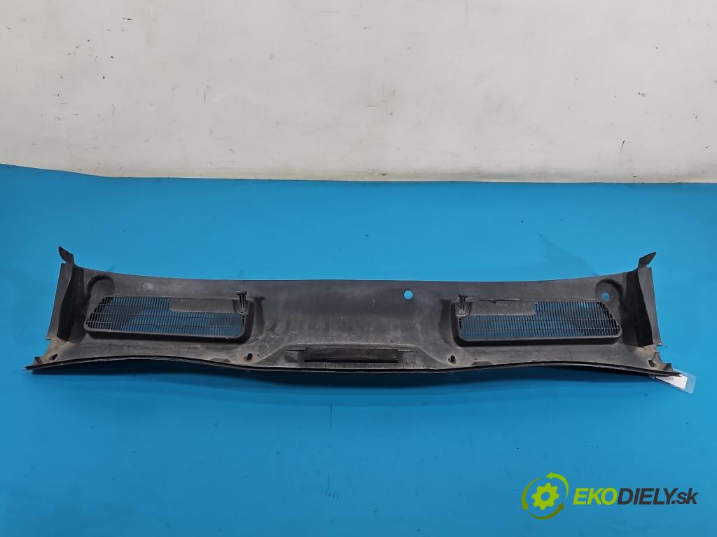 Ford Kuga Mk1 2008-2013 2.0 tdci 136 HP manual 100 kW 1997 cm3 5- torpédo 8V41-S02216 (Torpédo (plast pod čelným sklom))