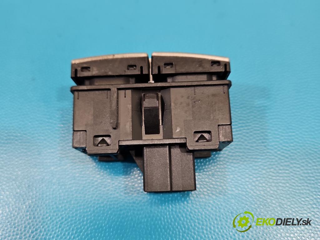 Ford Kuga Mk1 2008-2013 2.0 tdci 136 HP manual 100 kW 1997 cm3 5- prepínač světla: pohotovosť: