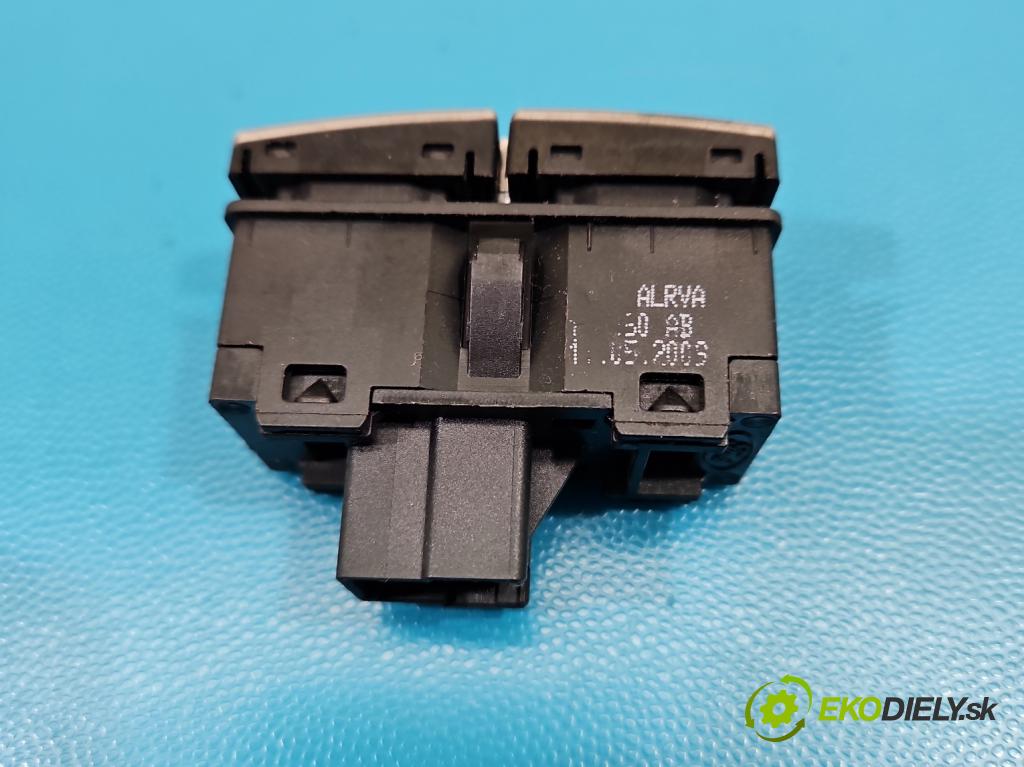 Ford Kuga Mk1 2008-2013 2.0 tdci 136 HP manual 100 kW 1997 cm3 5- prepínač světla: pohotovosť: