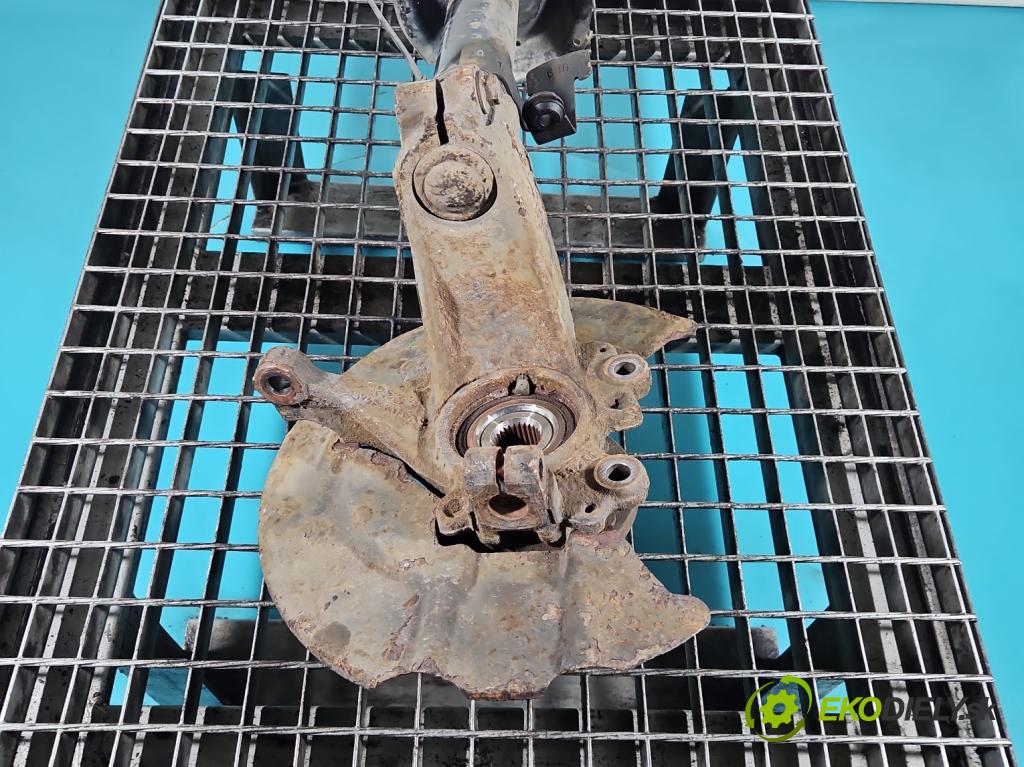 Ford Kuga Mk1 2008-2013 2.0 tdci 136hp manual 100 kW 1997 cm3 5- náboj levé  (Náboj kola)