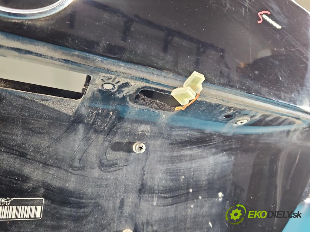 Mercedes ML W164 2005-2011 3.0 cdi 224 hp automatic 165 kW 2987 cm3 5- zadní kufrové dveře  (Zadní kapota (kufr))