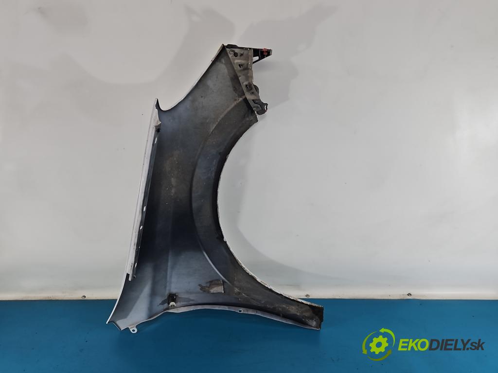 Opel Astra III 2004-2014 1.9 cdti 101 hp manual 74 kW 1910 cm3 5- blatnik přední levý  (Levý přední blatník)