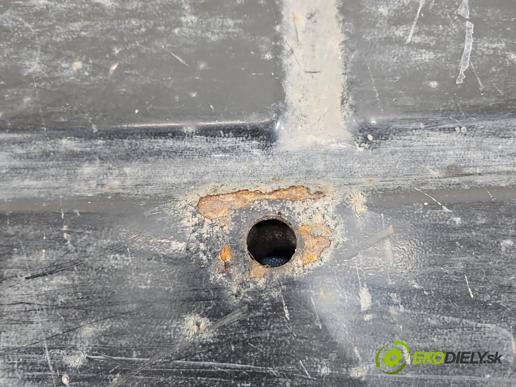 Mercedes ML W164 2005-2011 3.0 cdi 224 hp automatic 165 kW 2987 cm3 5- kryt motoru dolní