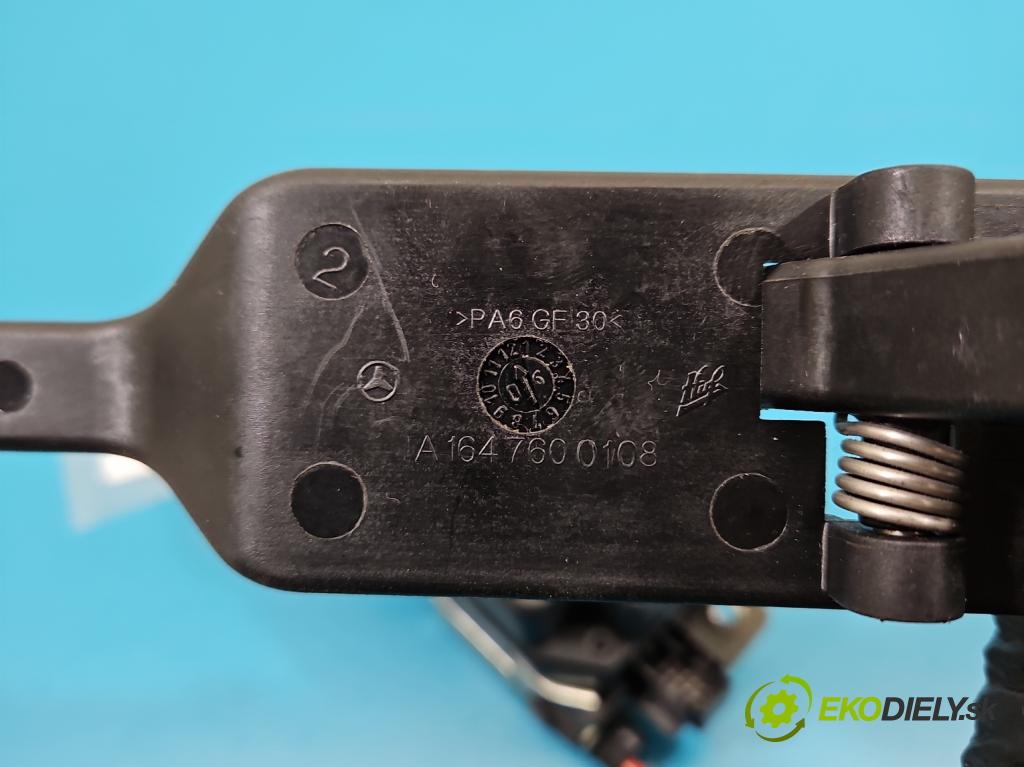 Mercedes ML W164 2005-2011 3.0 cdi 224hp automatic 165 kW 2987 cm3 5- zámok kufrové dvere zadné A1647400635