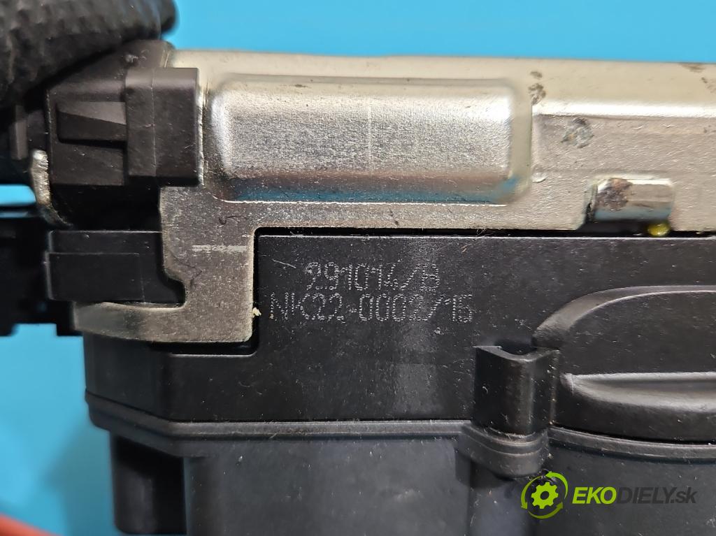 Mercedes ML W164 2005-2011 3.0 cdi 224hp automatic 165 kW 2987 cm3 5- zámok kufrové dvere zadné A1647400635