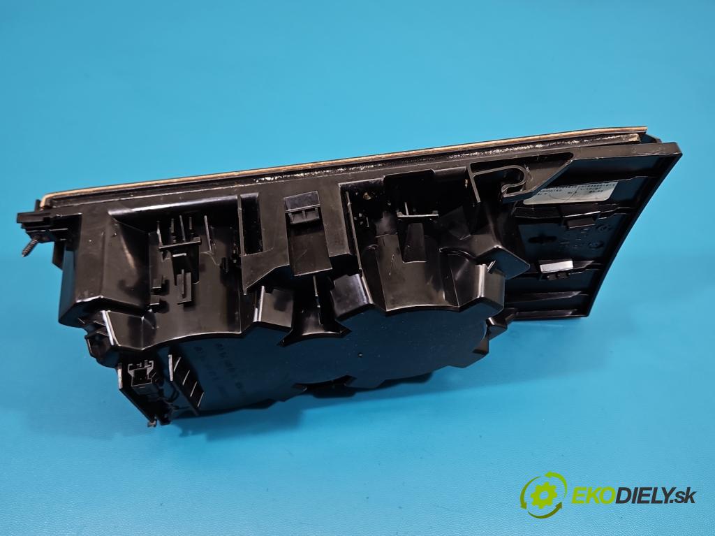 Mercedes ML W164 2005-2011 3.0 cdi 224hp automatic 165 kW 2987 cm3 5- Rukojeť: na nápoje: A1646800314 (Držiak (úchyt) na nápoje)