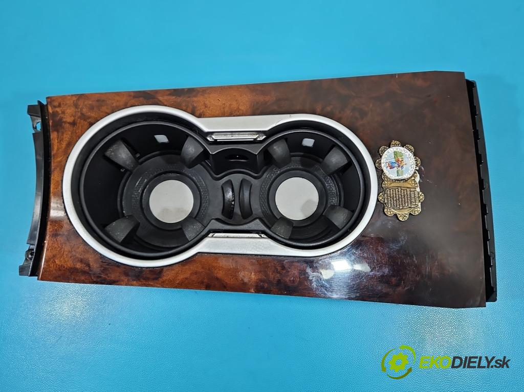 Mercedes ML W164 2005-2011 3.0 cdi 224hp automatic 165 kW 2987 cm3 5- Rukojeť: na nápoje: A1646800314 (Držiak (úchyt) na nápoje)