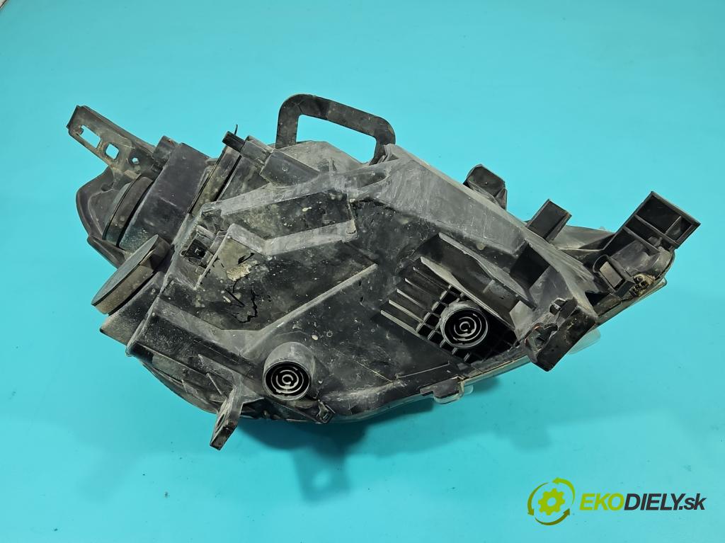 Peugeot Partner II 2008-2018 1.6 hdi 90 HP manual 66.2 kW 1560 cm3 5- Reflektor: ľavý 9682829380 (Kľučka dverí ostatné)