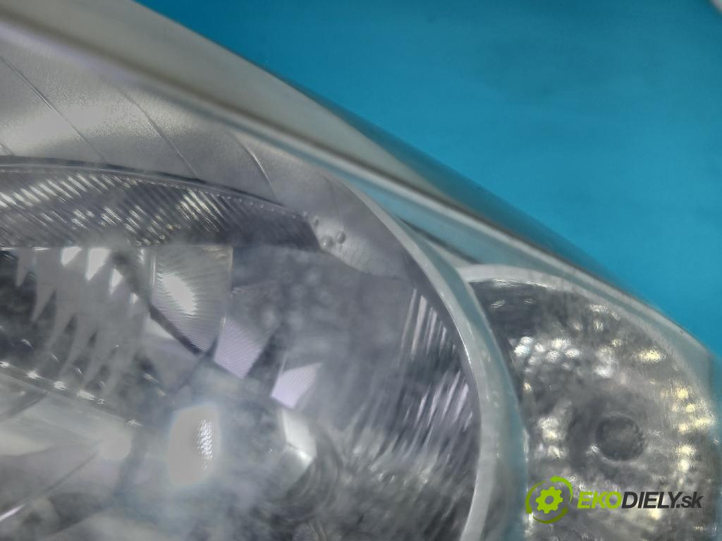 Peugeot Partner II 2008-2018 1.6 hdi 90 HP manual 66.2 kW 1560 cm3 5- Reflektor: ľavý 9682829380 (Kľučka dverí ostatné)