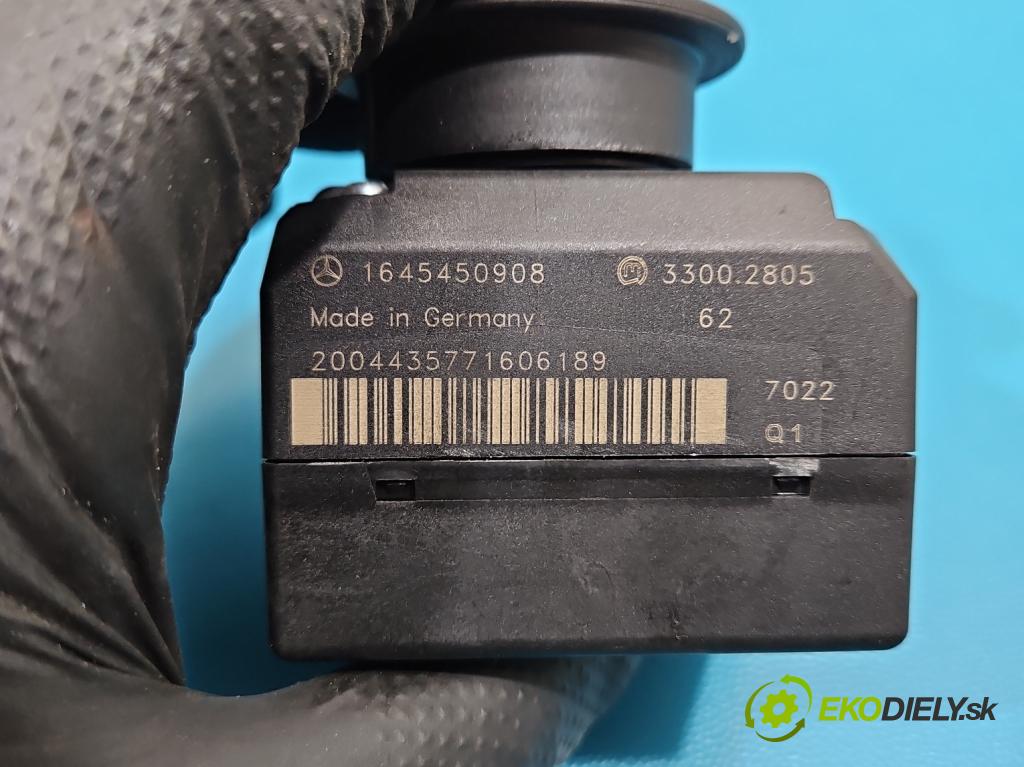 Mercedes ML W164 2005-2011 3.0 cdi 224hp automatic 165 kW 2987 cm3 5- Spínačka 1645450908 (Spínacia skrinka)