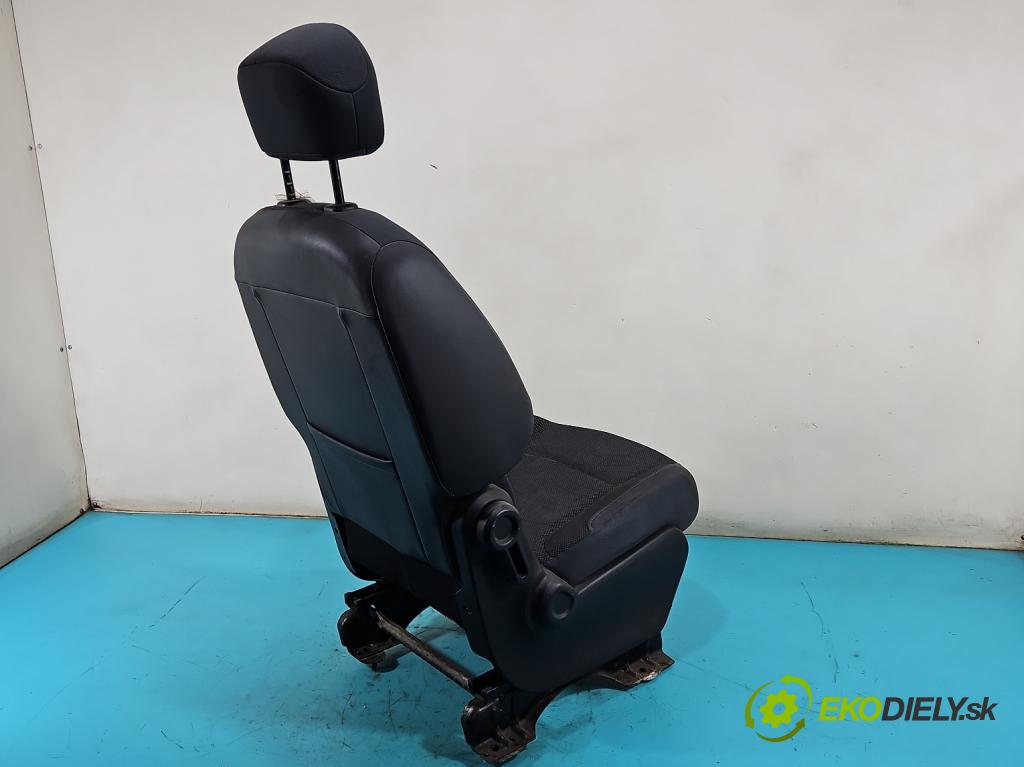 Peugeot Partner II 2008-2018 1.6 hdi 90 HP manual 66.2 kW 1560 cm3 5- Sedačka pravý  (Sedadlo)