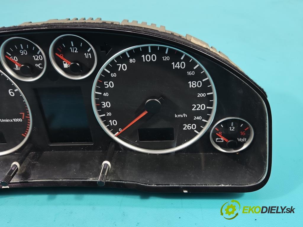 Audi A6 C5 1997-2004 2.4 v6 170 HP manual 125 kW 2393 cm3 4- prístrojovka/ budíky 4B0920933J (Prístrojová doska)