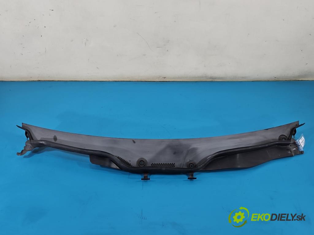 Mercedes ML W164 2005-2011 3.0 cdi 224hp automatic 165 kW 2987 cm3 5- torpédo 1648300228 (Torpédo (plast pod čelným sklom))