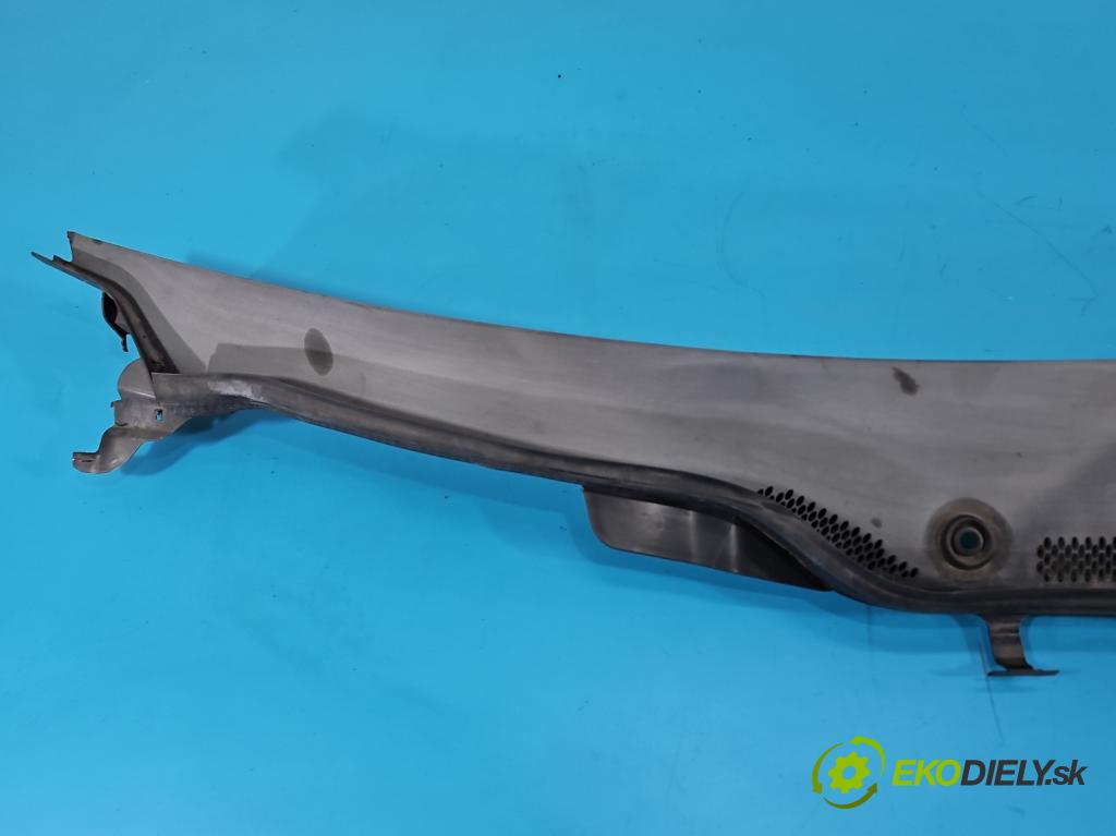 Mercedes ML W164 2005-2011 3.0 cdi 224hp automatic 165 kW 2987 cm3 5- torpédo 1648300228 (Torpédo (plast pod čelným sklom))