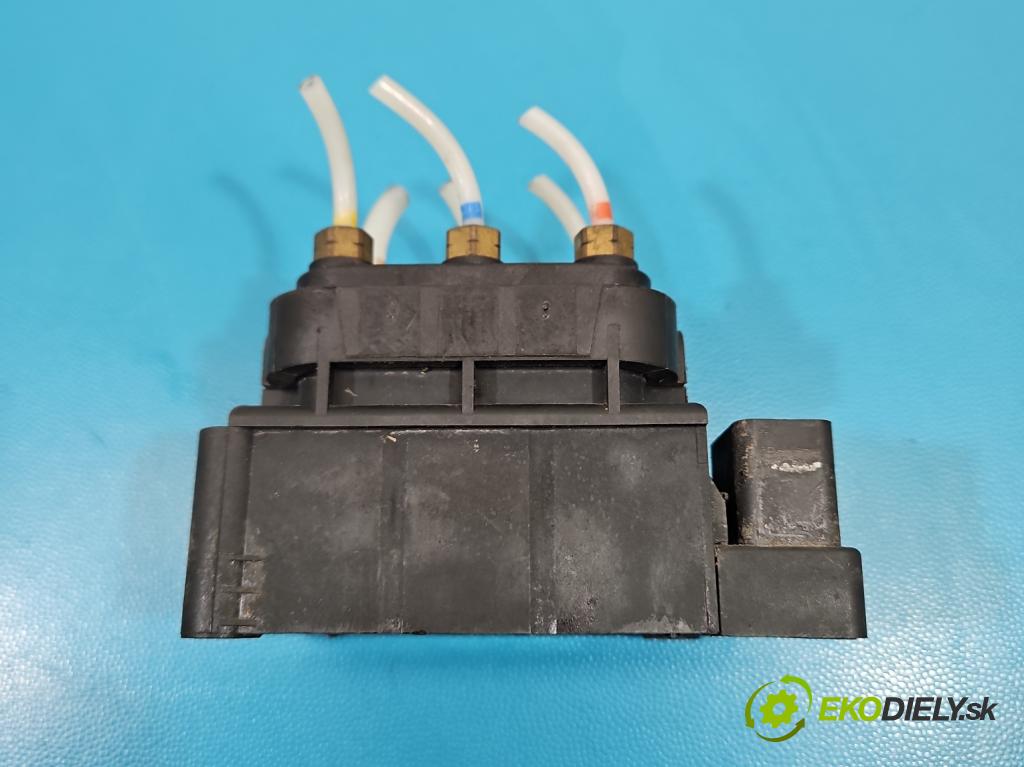 Mercedes ML W164 2005-2011 3.0 cdi 224hp automatic 165 kW 2987 cm3 5- Distributor: A2513200058
