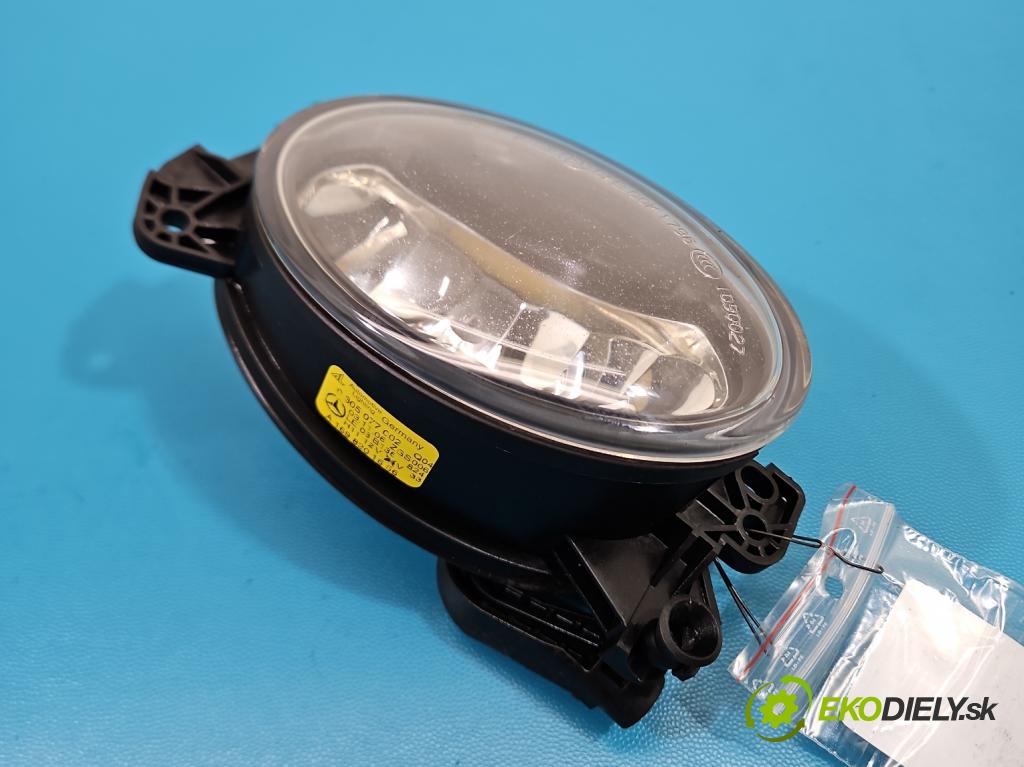 Mercedes ML W164 2005-2011 3.0 cdi 224hp automatic 165 kW 2987 cm3 5- Halogen pravý A1698201656 (Kľučka dverí ostatné)