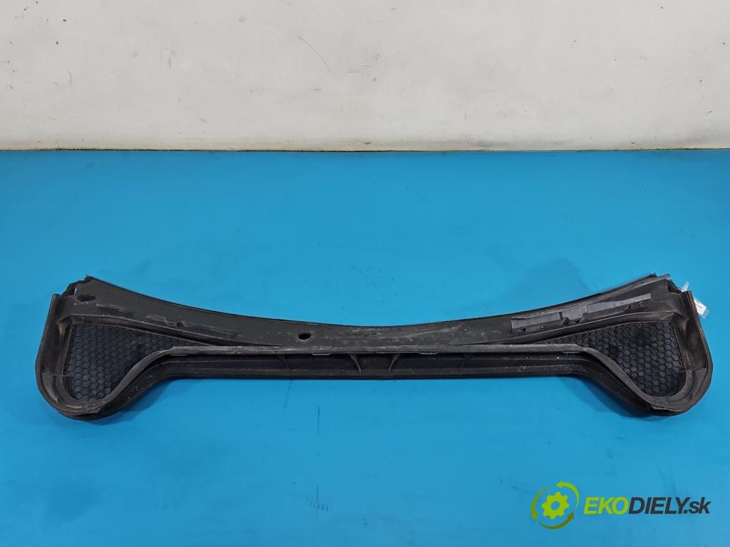 Ford Focus Mk4 2018- 1.5 TDCI 120 HP automatic 88 kW 1499 cm3 5- torpédo JX7B-A02222-AD (Torpédo (plast pod čelným sklom))