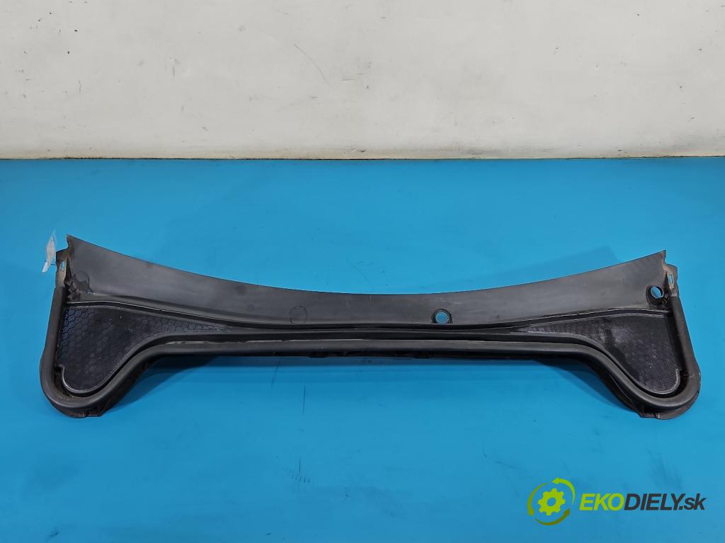 Ford Focus Mk4 2018- 1.5 TDCI 120 HP automatic 88 kW 1499 cm3 5- torpédo JX7B-A02222-AD (Torpédo (plast pod čelným sklom))