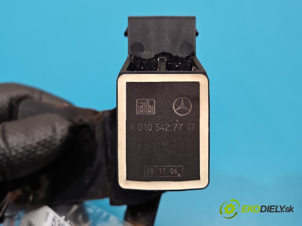 Mercedes ML W164 2005-2011 3.0 cdi 224hp automatic 165 kW 2987 cm3 5- snímač nastavenia xenon A0105427717 (Snímač)