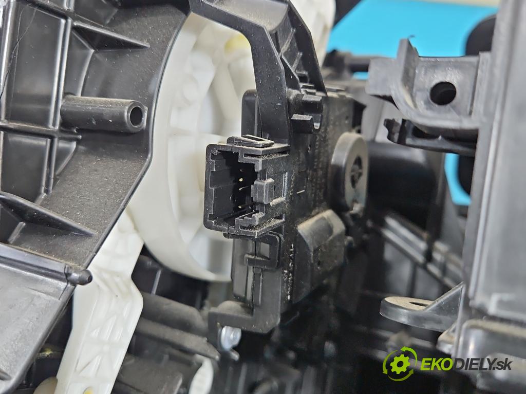 Ford Focus Mk4 2018- 1.5 TDCI 120 hp automatic 88 kW 1499 cm3 5- radiátor GS7H-19E616-CA (Radiátor topení)