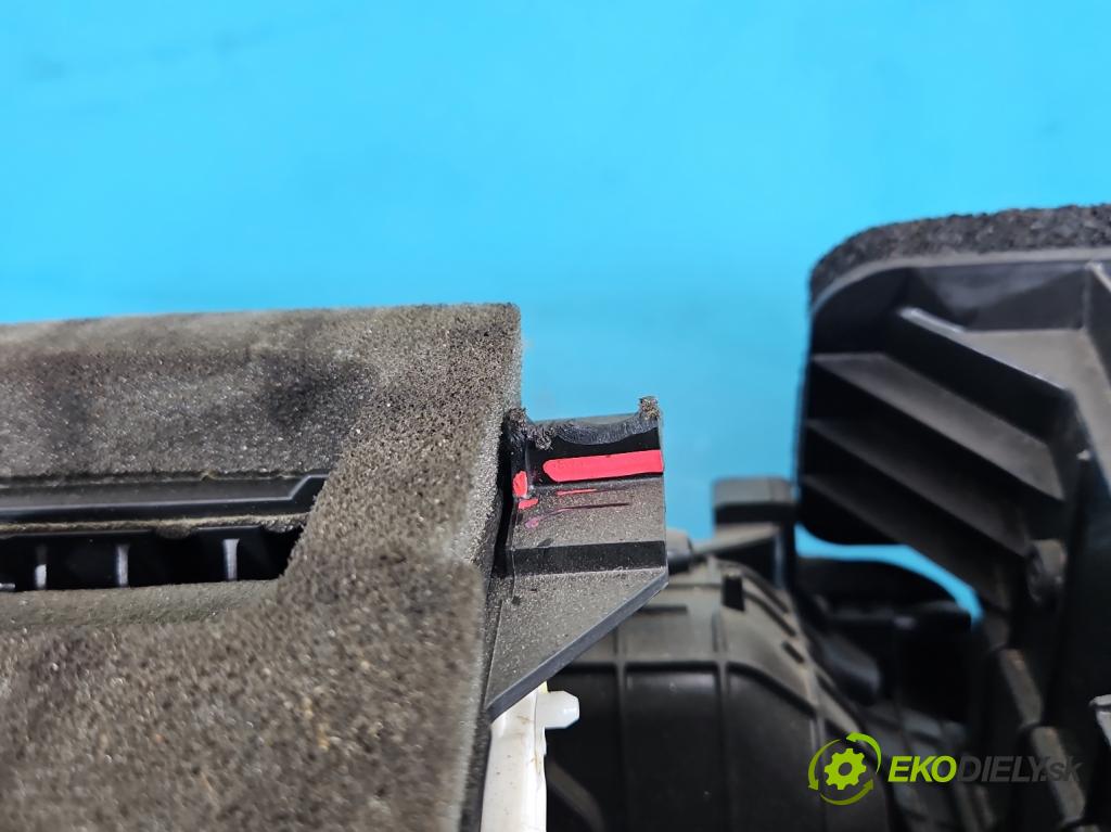 Ford Focus Mk4 2018- 1.5 TDCI 120 hp automatic 88 kW 1499 cm3 5- radiátor GS7H-19E616-CA (Radiátor topení)