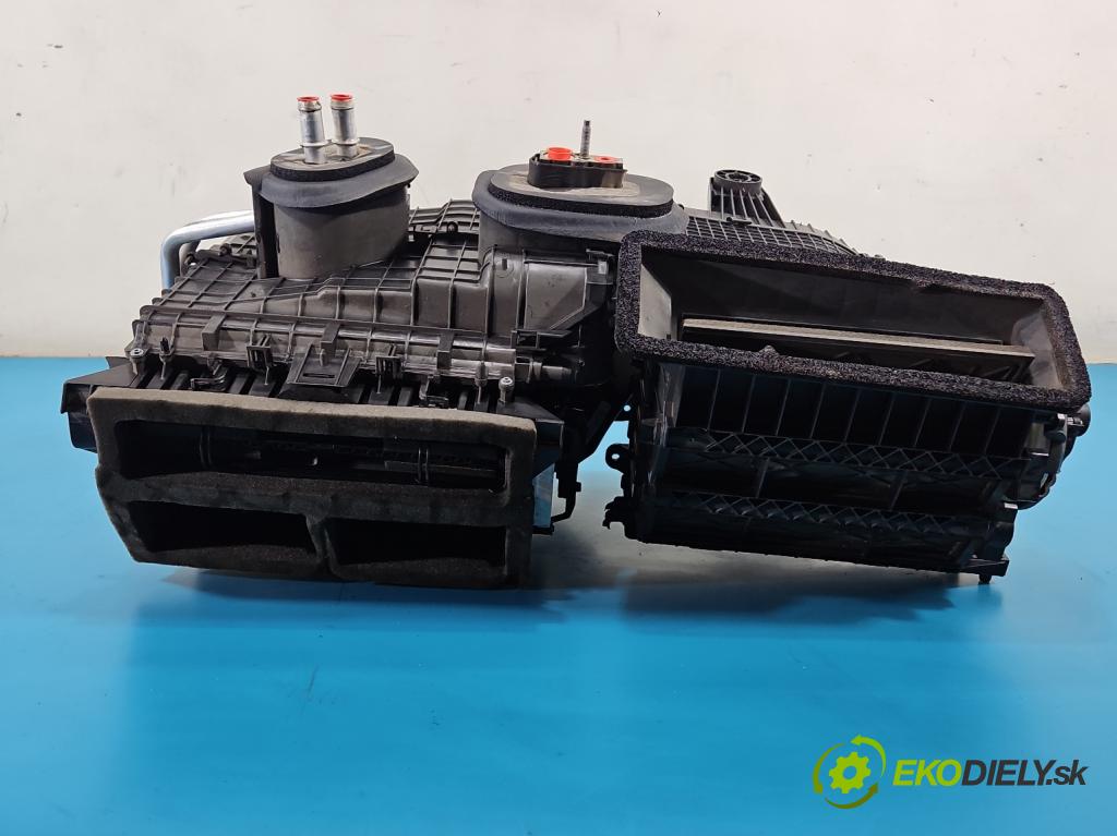 Ford Focus Mk4 2018- 1.5 TDCI 120 hp automatic 88 kW 1499 cm3 5- radiátor GS7H-19E616-CA (Radiátor topení)