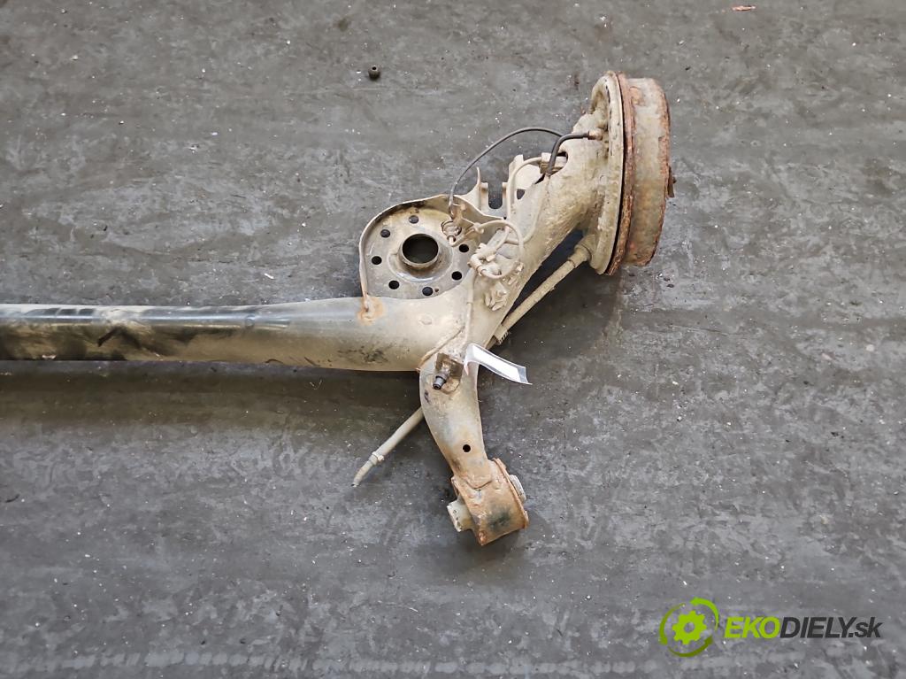 Toyota Yaris III 2011-2020 1.0 vvti 69KM manual 51 kW 998 cm3 5- zadní výztuha  (Zadní výztuha)