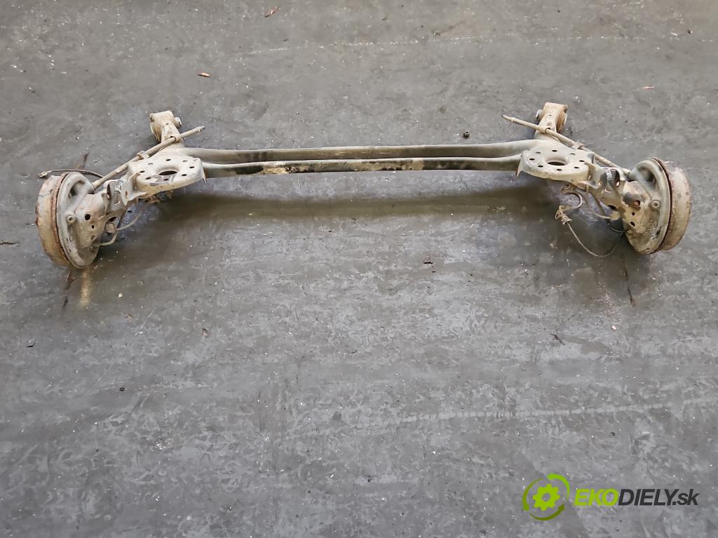 Toyota Yaris III 2011-2020 1.0 vvti 69KM manual 51 kW 998 cm3 5- zadní výztuha  (Zadní výztuha)