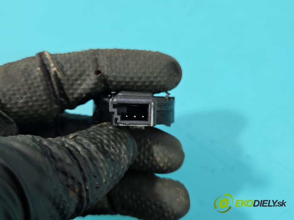 Ford Focus Mk4 2018- 1.5 TDCI 120 HP automatic 88 kW 1499 cm3 5- snímač déšť: G3GT-17D547 (Snímač dažďa)