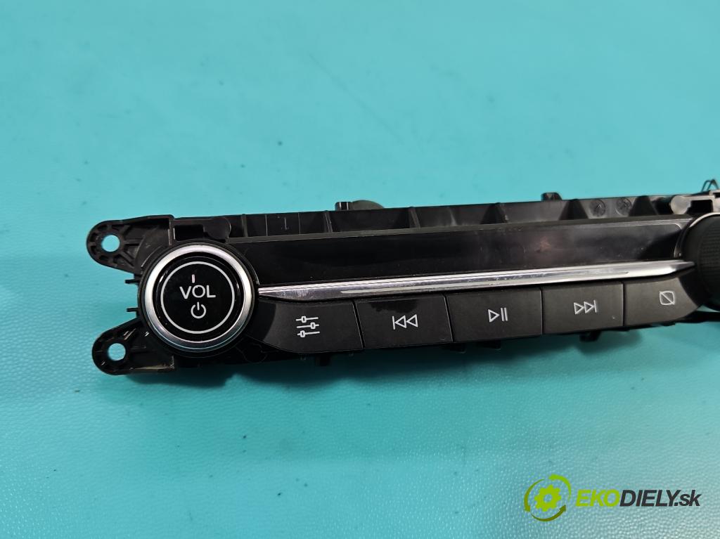 Ford Focus Mk4 2018- 1.5 TDCI 120 HP automatic 88 kW 1499 cm3 5- prepínač rádio: navigácie JX7T-18K811-AC