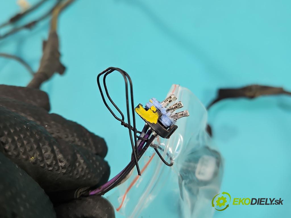 Ford Focus Mk4 2018- 1.5 TDCI 120 hp automatic 88 kW 1499 cm3 5- Balíček: JX6T-14B446-GEAE