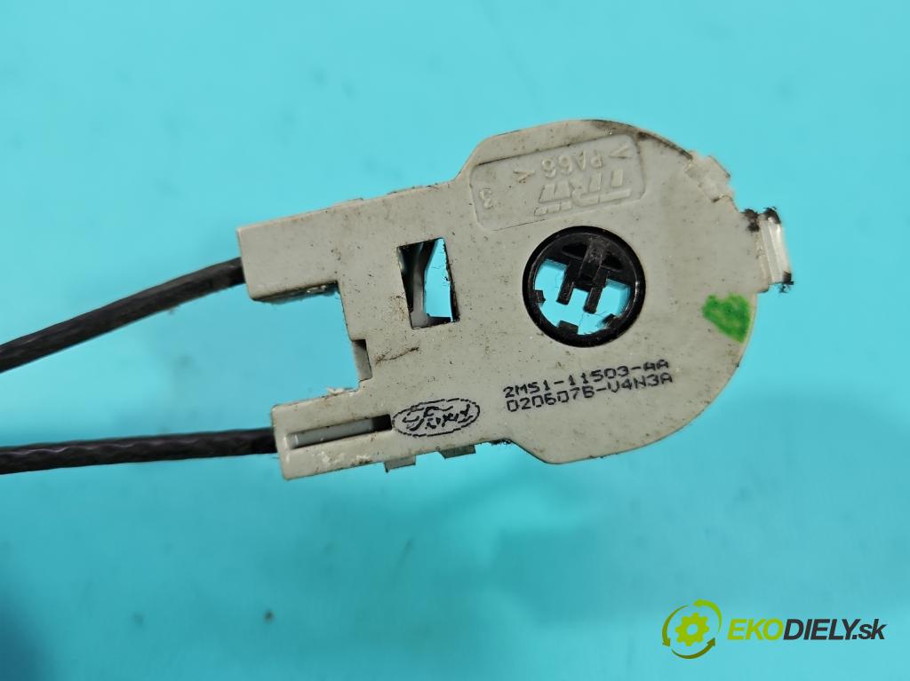 Ford Focus Mk1 1998-2004 1.6 16V 101 HP manual 74 kW 1596 cm3 5- panel kúrenia 2M51-11503-AA