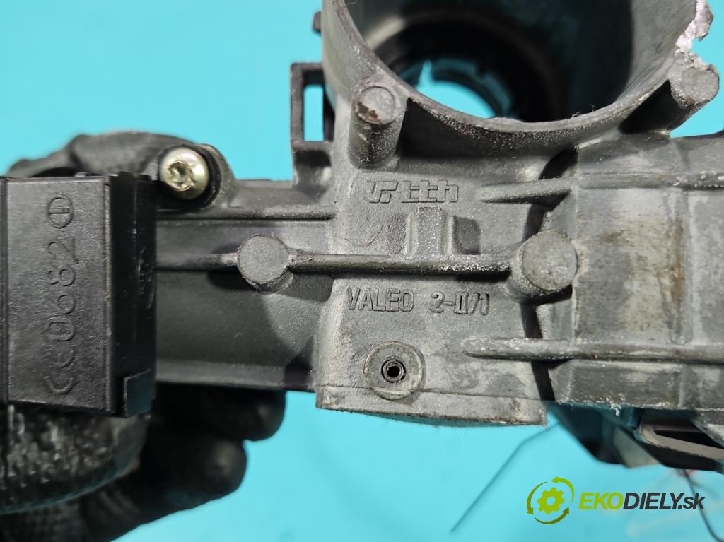 Ford Focus Mk1 1998-2004 1.6 16V 101 HP manual 74 kW 1596 cm3 5- Spínačka  (Spínacia skrinka)