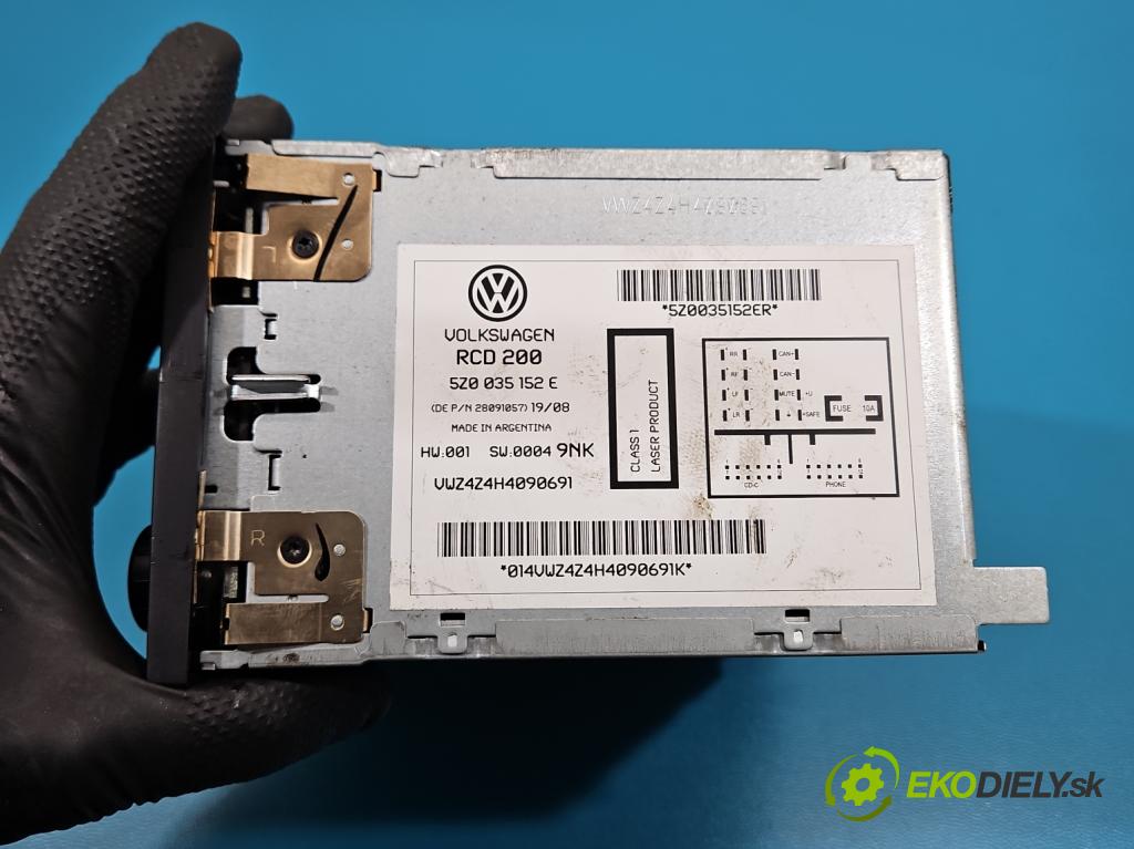 Vw Fox 1.2b 54 HP manual 40 kW 1198 cm3 3- Radio originál 5Z0035152E