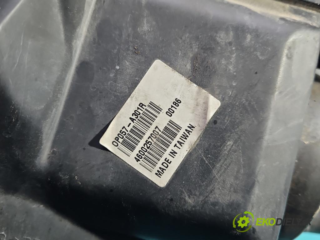 Opel Astra III 2004-2014 1.9 cdti 101 HP manual 74 kW 1910 cm3 5- Reflektor: pravý  (Svetlo predné pravé)