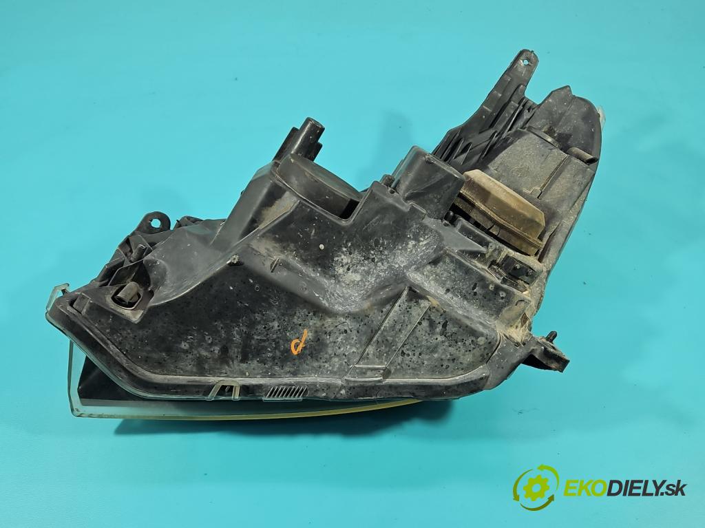 Opel Astra III 2004-2014 1.9 cdti 101 HP manual 74 kW 1910 cm3 5- Reflektor: pravý  (Svetlo predné pravé)