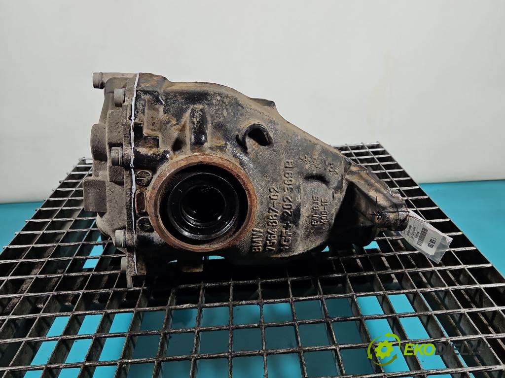 Bmw X5 F15 2013-2018 3.0d 258 HP automatic 190 kW 2993 cm3 5- Most: zadní: